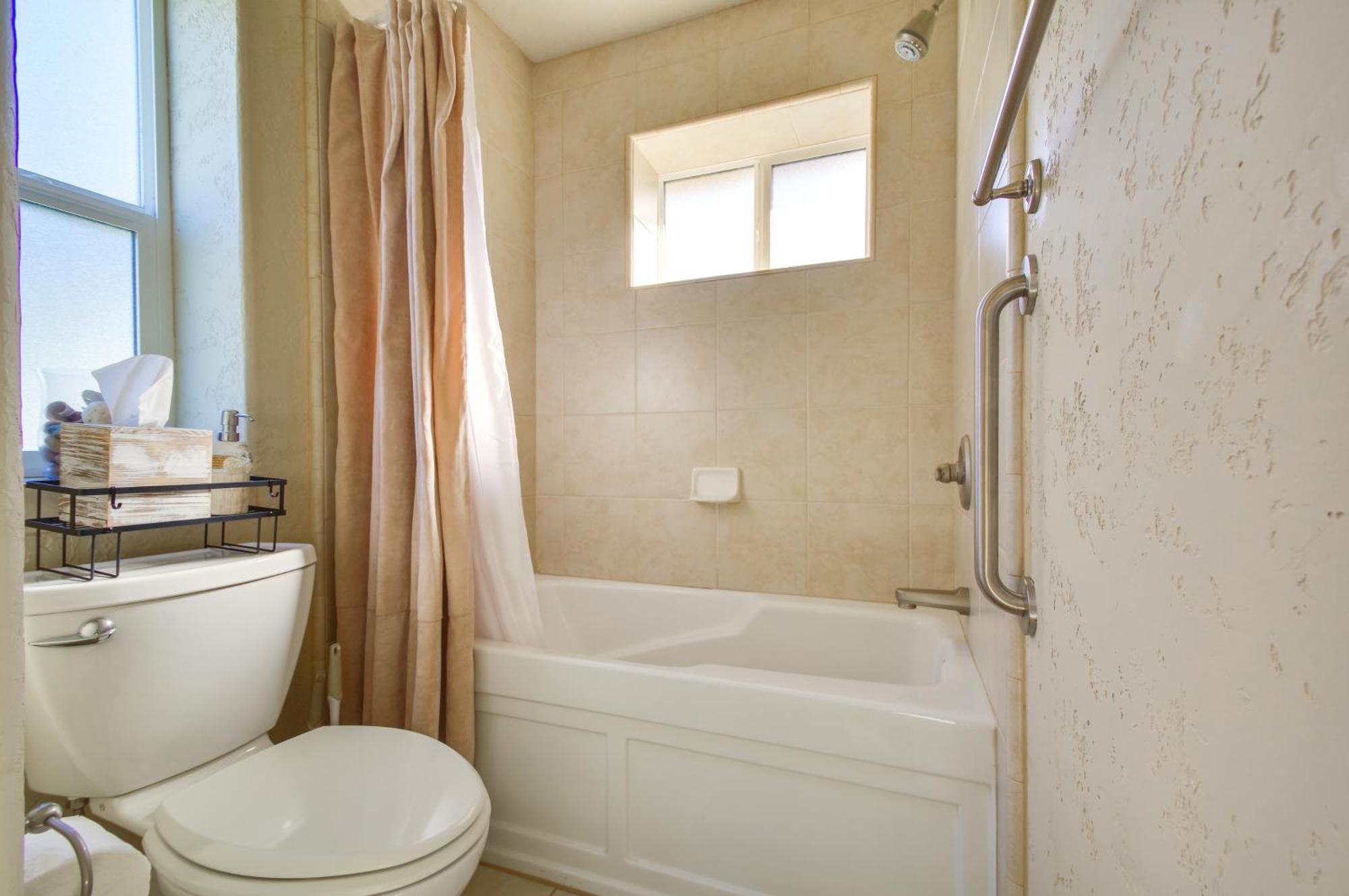Quiet Waterfront Escape With Hot Tub And Beach Access! Gold Beach Buitenkant foto