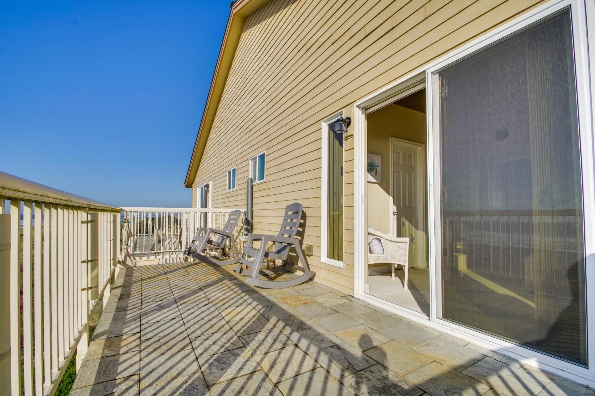 Quiet Waterfront Escape With Hot Tub And Beach Access! Gold Beach Buitenkant foto