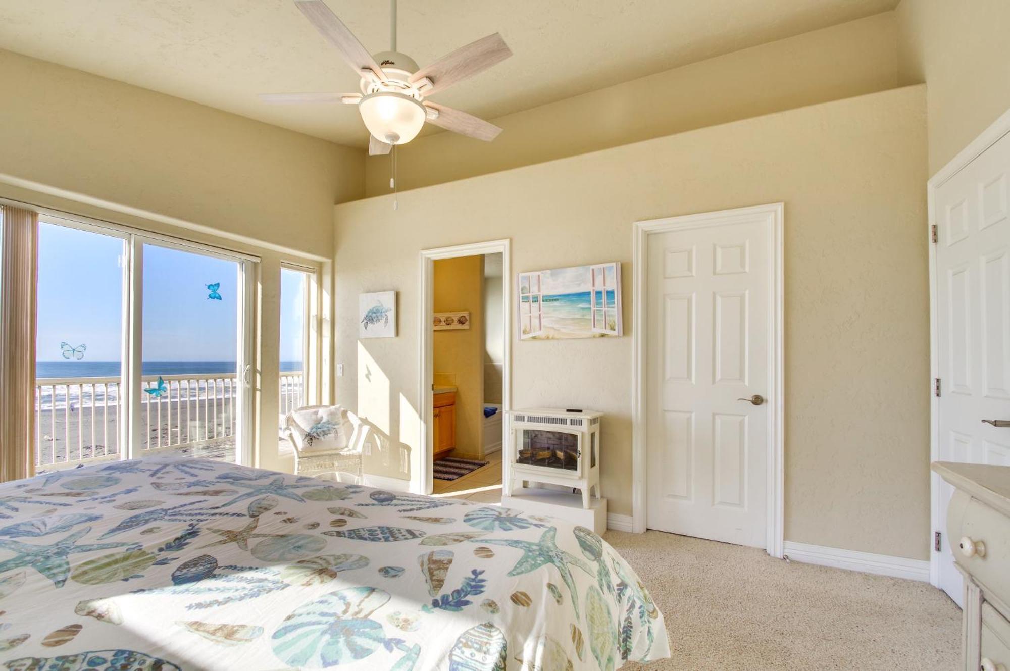 Quiet Waterfront Escape With Hot Tub And Beach Access! Gold Beach Buitenkant foto